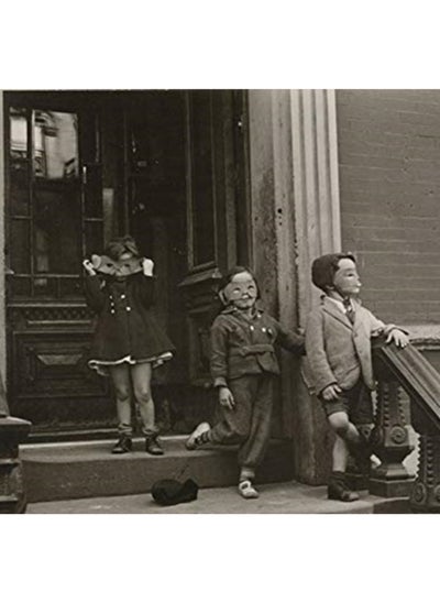 Buy Helen Levitt: New York, 1939 in UAE