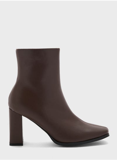 Buy Pointed Slim Block Heel Boot in Saudi Arabia