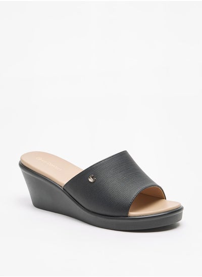 اشتري Women Solid Slip-On Sandals with Wedge Heels في الامارات