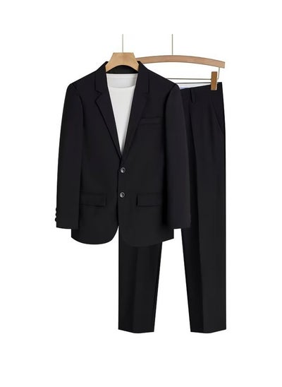 اشتري New Comfortable And Slim Fitting Men's Suit Set في السعودية