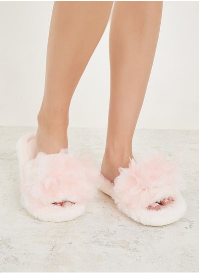 اشتري Floral Applique Faux Fur Bedroom Slippers في السعودية