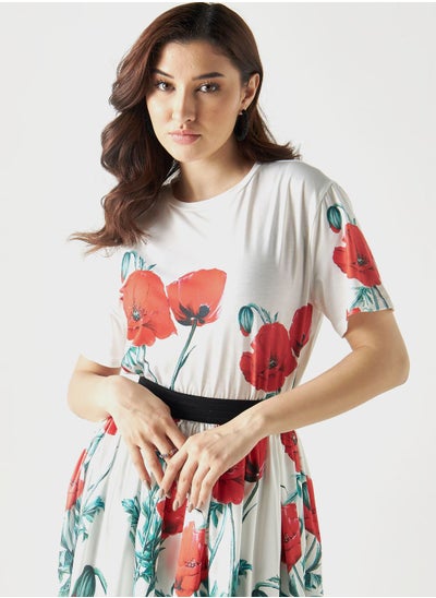 Buy Crew Neck Floral Print T-Shirt in UAE