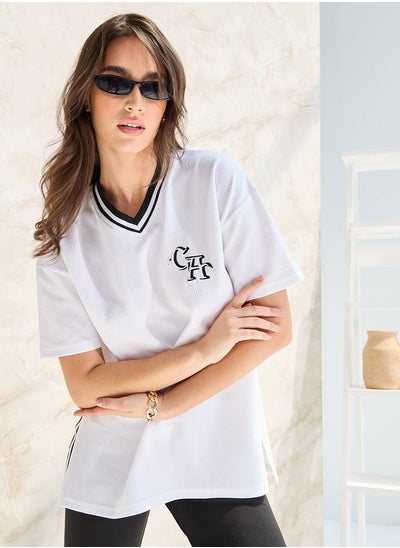 Buy Oversized Contrast Neck Rib Embroidered T-Shirt in Saudi Arabia