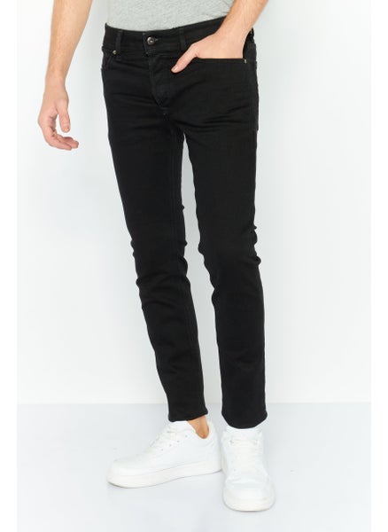 اشتري Men Slim Fit Plain Stretchable Jeans, Black في الامارات