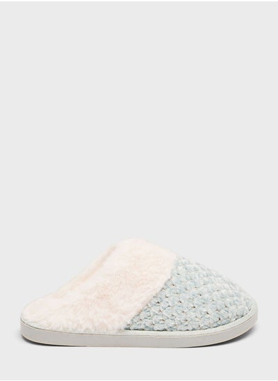 اشتري Close Toe Bedroom Slip Ons في الامارات