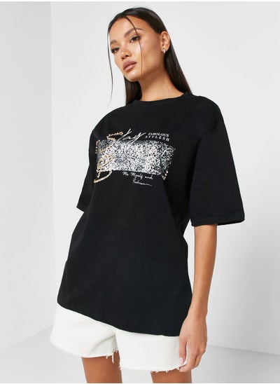 Buy Embellished Graphic Detail T-Shirt in Saudi Arabia