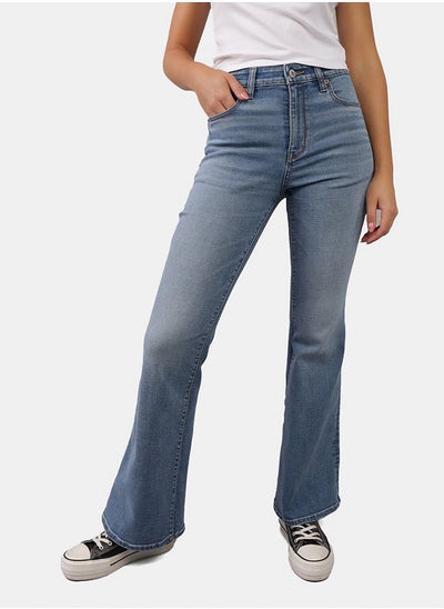 اشتري AE Next Level Super High-Waisted Flare Jean في مصر