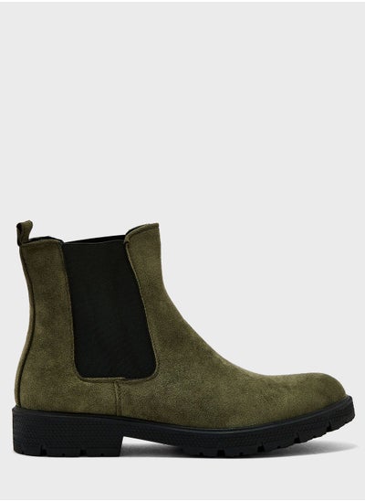 اشتري Chelsea Boots في الامارات