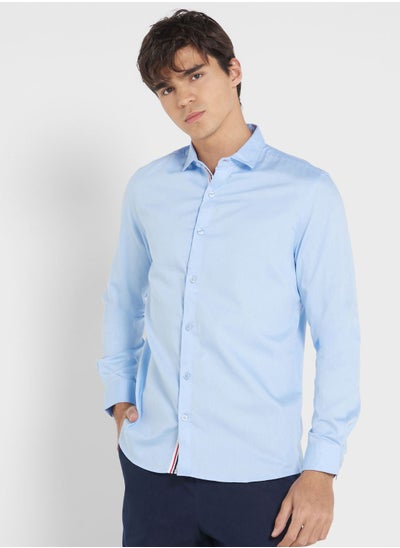 اشتري Men Blue Regular Fit Solid Casual Sustainable Shirt في السعودية