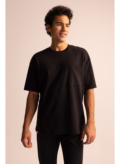 Buy Man Oversize Fit Crew Neck Short Sleeve Knitted T-Shirt in Egypt