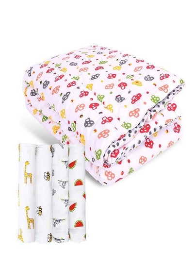 اشتري Organic Cotton Baby Bedding Gift Combo - 0-3 Year-110X120 Ac Quilt And Pack Of 4 - Muslin -Animals في الامارات