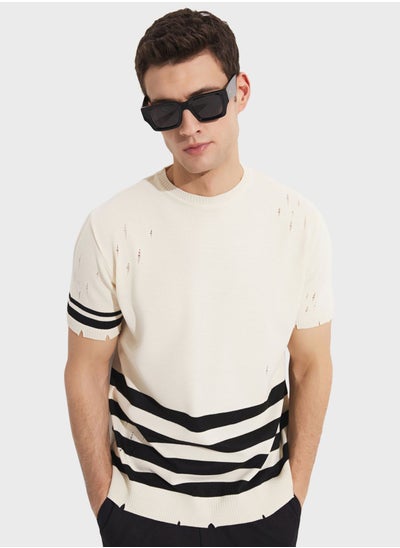 اشتري Striped Crew Neck T-Shirt في الامارات