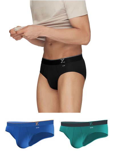 اشتري Pack of 3 Traq Anti-bacterial Odour-free cotton Solid Men Brief في الامارات