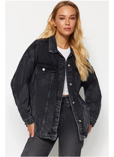 اشتري Black Oversize Trucker Denim Jacket TWOAW23CE00189 في مصر