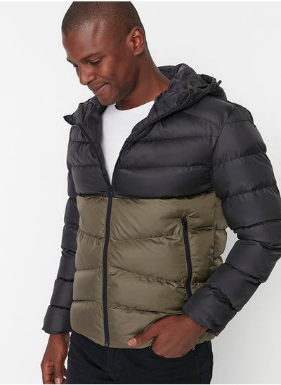 Buy Green Regular Fit Color Blocked Windproof Puffer Winter Jacket TMNAW23MO00018 in Egypt