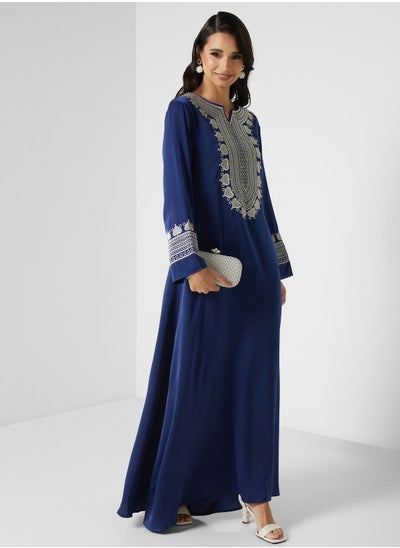 اشتري Embroidered Dress في الامارات