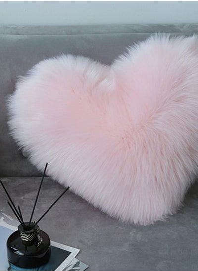 اشتري Faux Fur Heart Shaped Cushion With Insert 40Cm X 50Cm في الامارات