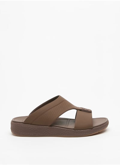 اشتري Men's Textured Slip-On Arabic Sandals في السعودية