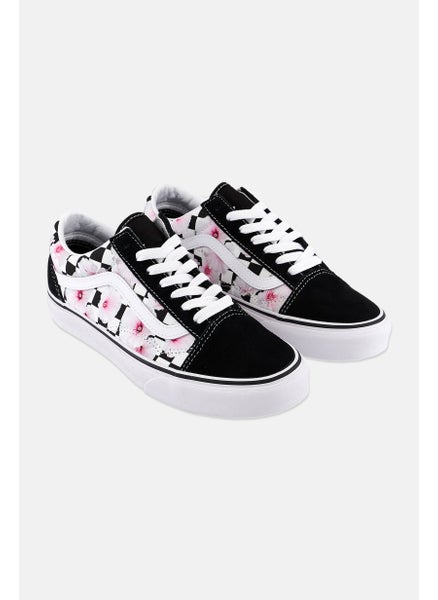 اشتري Women Old Skool Lace Up Casual Shoes, Black/White Combo في السعودية