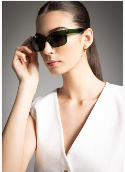 اشتري Woman Casual Sunglasses في الامارات