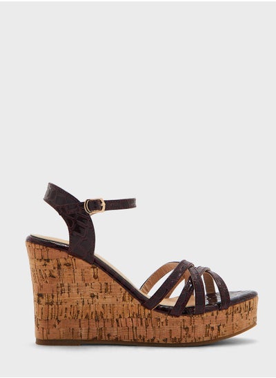 اشتري Croc Effect Strappy Wedge Sandal في الامارات