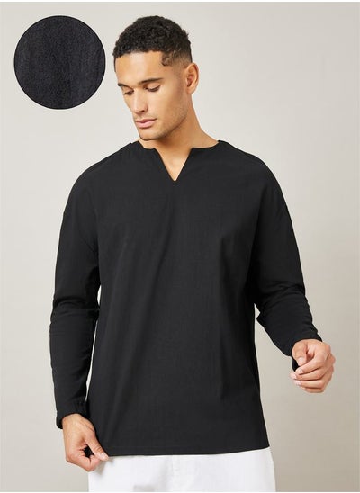 اشتري Textured Woven Notch Neck Shirt في السعودية