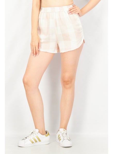 اشتري Women Checkered Pull-On Basic Short, Beige/Mauve في الامارات