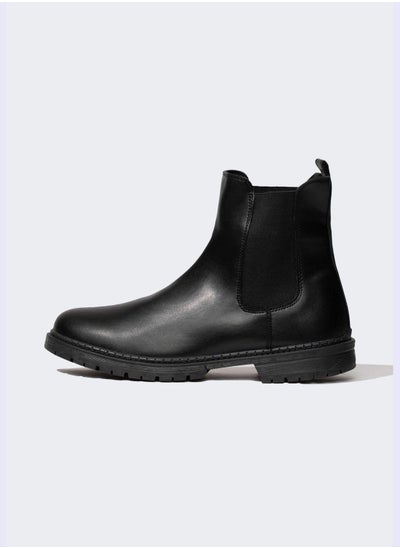 Buy Man Casual Boots in UAE