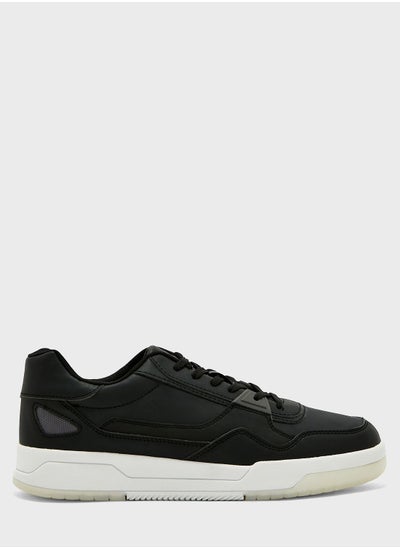 اشتري Spanning For Off Limits Casual Sneakers في الامارات