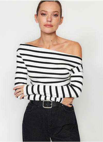 Buy Black White Striped Premium Soft Fabric Fitted Boat Neck Stretchy Knitted Blouse TWOAW24BZ00227 in Egypt