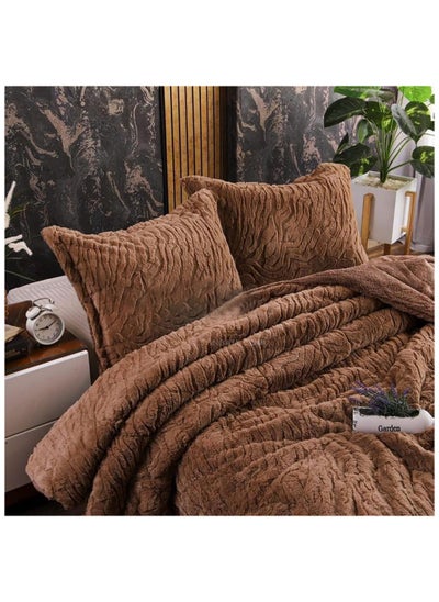 Buy quilt set Spanish fur 3 pieces size 240 x 240 cm model 1619 from Family Bed in Egypt