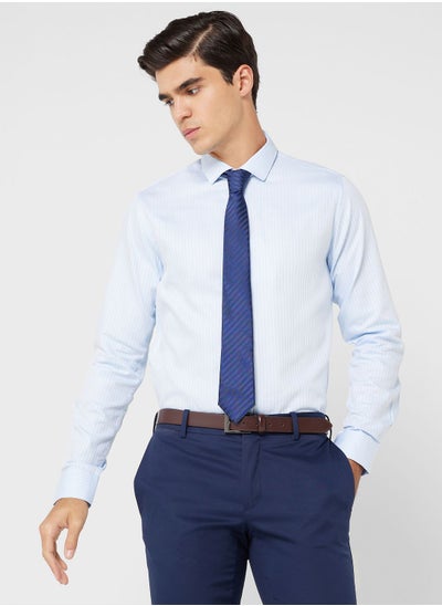 اشتري Pure Cotton Formal Shirt With Full Sleeve & Semi Cutaway Collar في الامارات