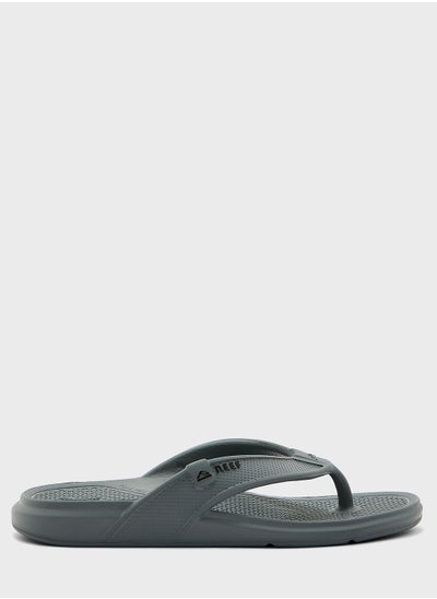 اشتري Oasis Flip Flops في السعودية