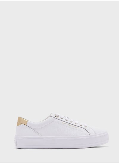 اشتري Essential Leather Sneakers Low Eop Sneakers في السعودية