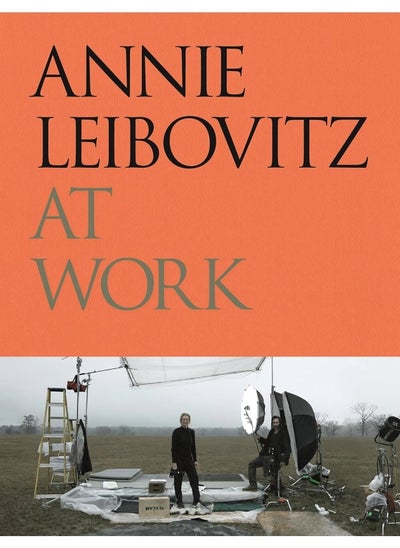 اشتري Annie Leibovitz at Work في الامارات