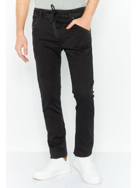 اشتري Men Regular Fit Washed Stretchable Denim Jeans, Black في الامارات