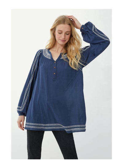 اشتري Embroidered Crepe Tunic في الامارات