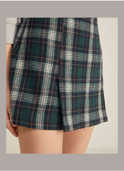 اشتري Checked A-line skirt في الامارات