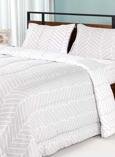 Buy Chevron Comforter and Pillowcase Set, Silver & White - 260x240 cm in UAE