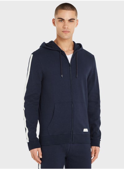 اشتري Essential Hoodie في السعودية