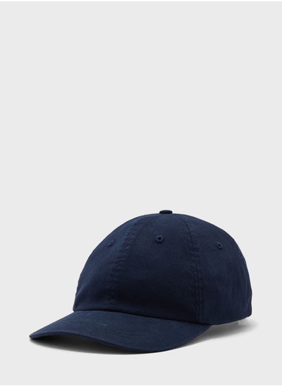 اشتري Curved Peak Caps في الامارات