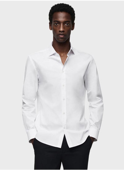 اشتري Essential Regular Fit Shirt في الامارات