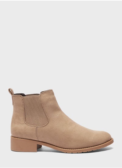 اشتري Low Heel Ankle Boots في السعودية