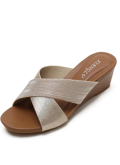 اشتري Sandals Are A Versatile Summer Item في السعودية