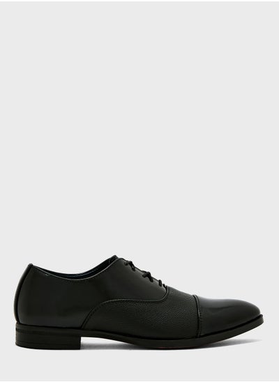 اشتري Dual Tone Formal Lace Ups في الامارات