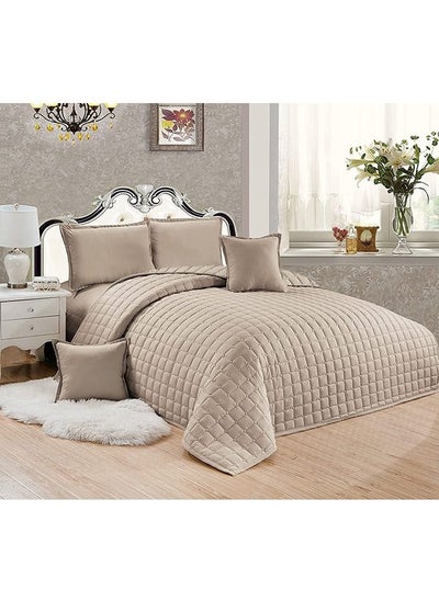 اشتري 6-Piece Quilted Compressed Comforter Set For All Season Microfiber Brown King 1 x Comforter 220x240cm 1 x Fitted Sheet 200x200+40cm 2 x Pillow Case 45x75cm 2 x Cushion Cover 45x45cm في الامارات