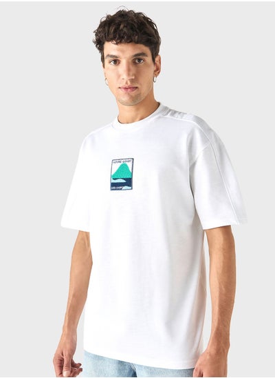 Buy Graphic Print Crew Neck T-Shirt in UAE