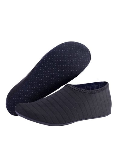 Buy Men/Women Stripe Beach Shoes, Socks, Soft Soles, Quick Drying, Anti Slip, Anti Cutting, And Wading Shoes Black in Saudi Arabia