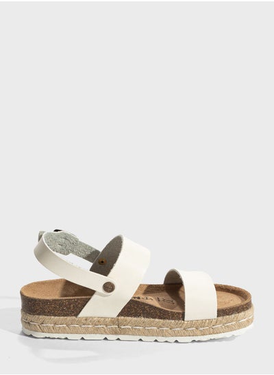 اشتري Kenji Flat Sandals في الامارات