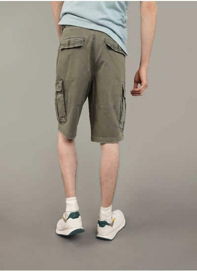 اشتري AE Flex Lived-In Longer Length Cargo Short في السعودية